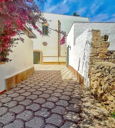 Il Casale, *